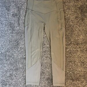 Green Lululemon leggings